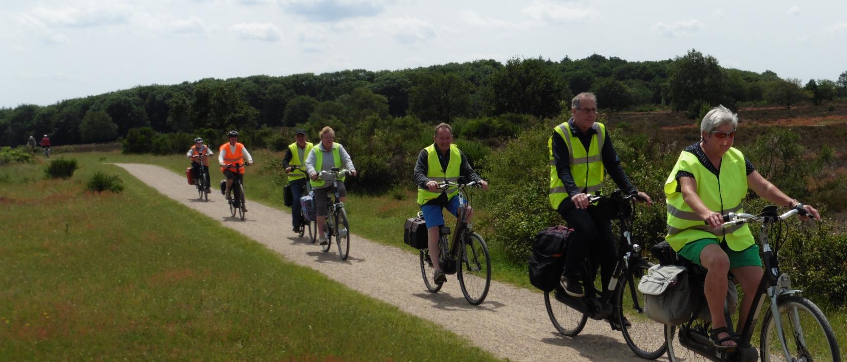Fietsen door bos en hei
