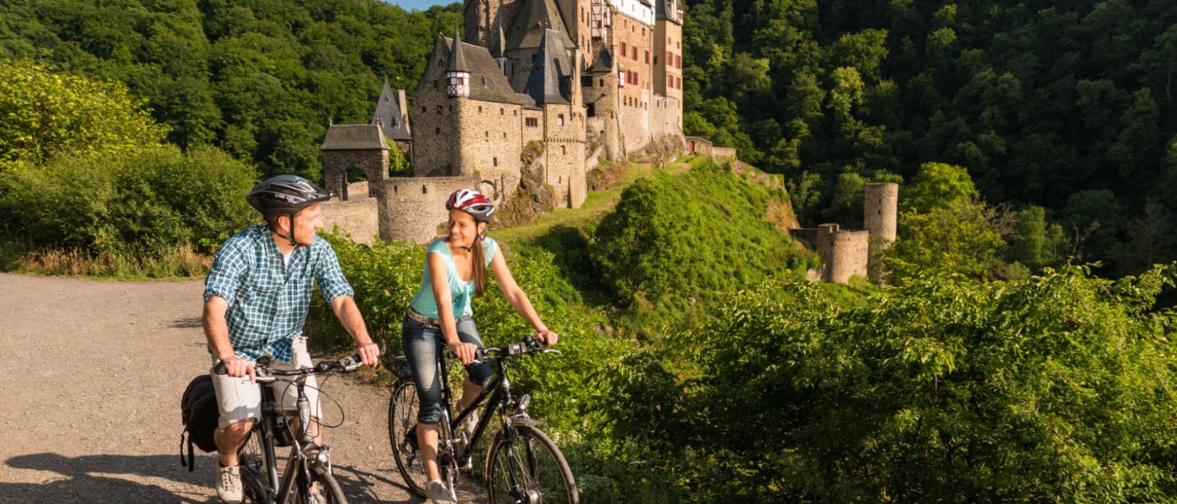 Radtour an der Burg Eltz