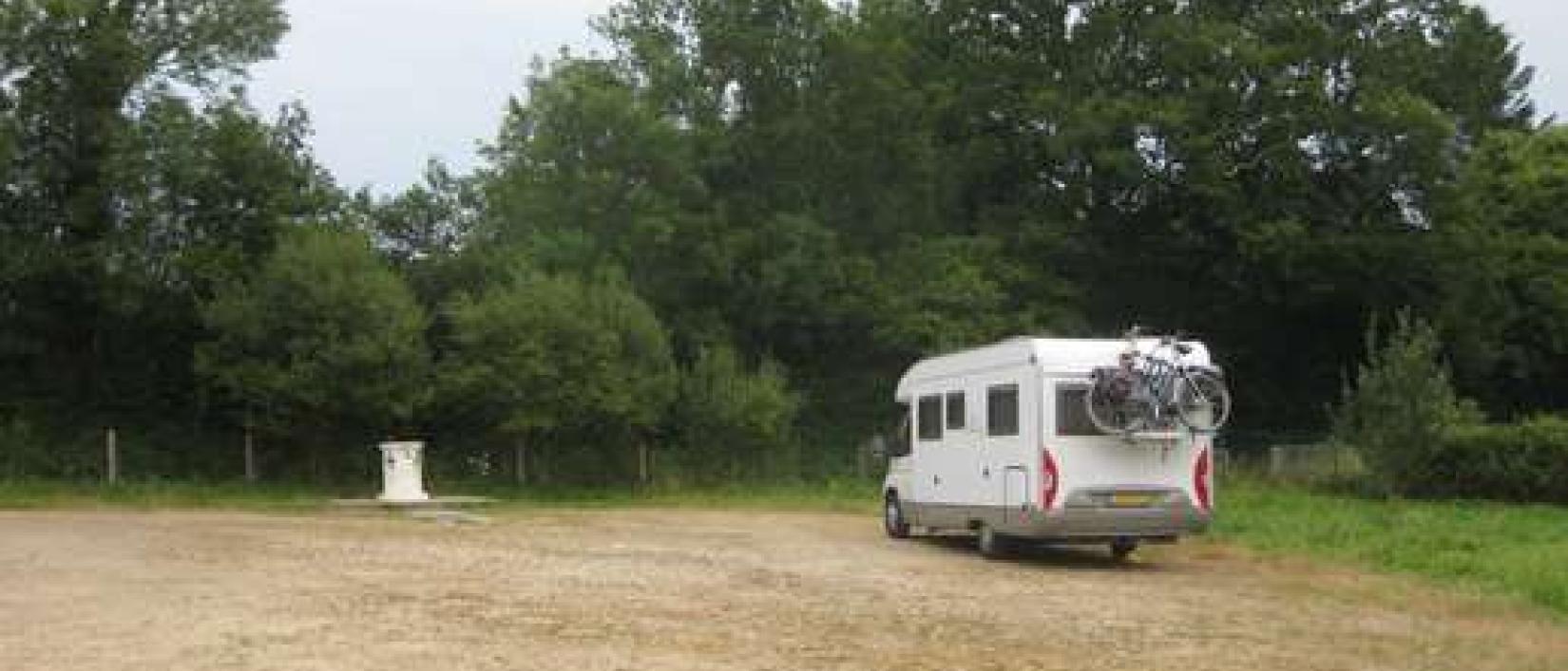 Hoofdfoto Aire de Camping-Car St. Rivoal
