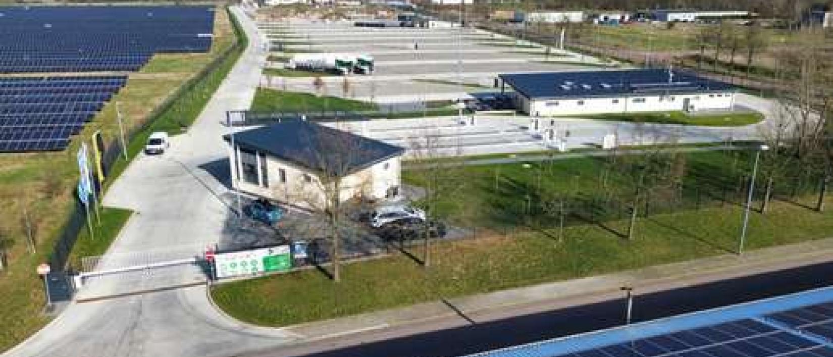 Hoofdfoto XXLKW Secure Parking Elbebrücke