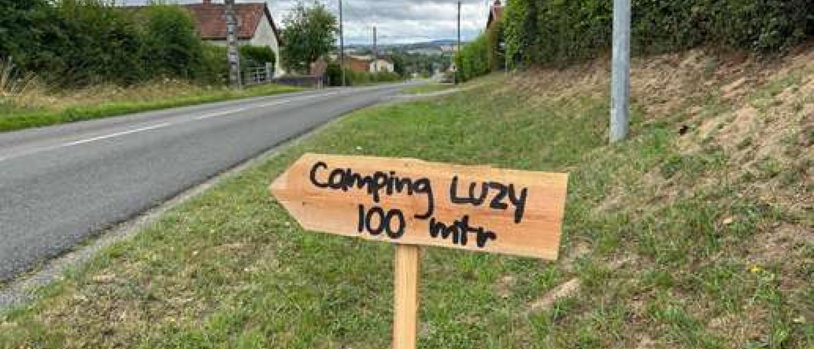 Hoofdfoto camperplaats Luzy