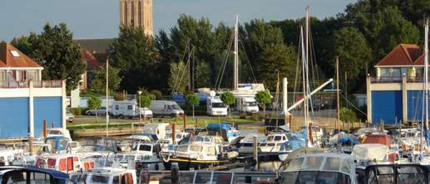 Hoofdfoto Camperlocatie bij jachthaven de Molenwaard- Hasselt