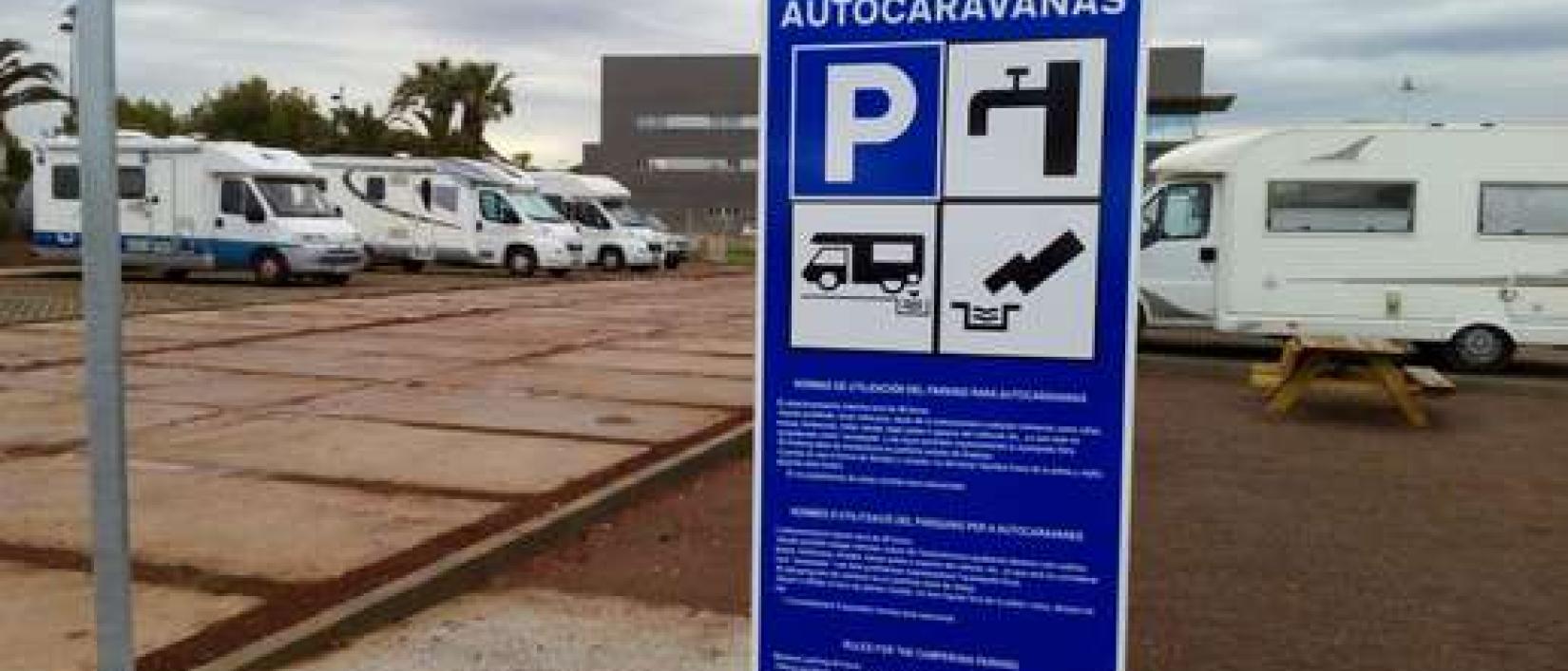 Hoofdfoto Parking Municipal de Autocaravanas: Playa del Pinar, Castelló