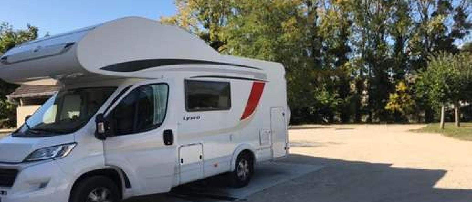 Hoofdfoto Aire de Camping-cars de Chateauvieux