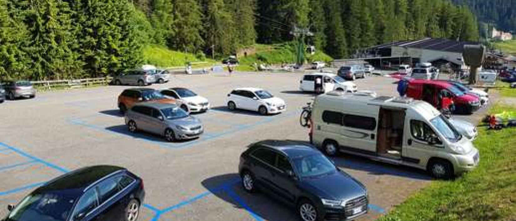 Hoofdfoto Parking Col Raiser