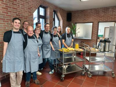 Dit zijn de echte artiesten van de 'high tea'. Alles werd door hen bereid en verzorgd.