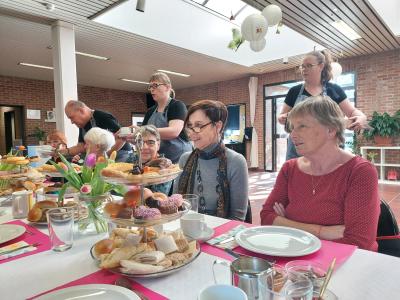 We kwamen niets tekort aan tafel. Zowel de bediening als het eten waren super ! Dikke proficiat aan het hele team !