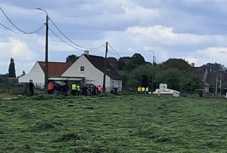 Op weg tussen Meigem en Nevele