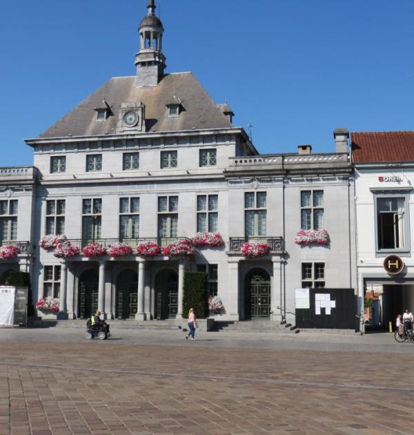 Busuitstap naar Ronse