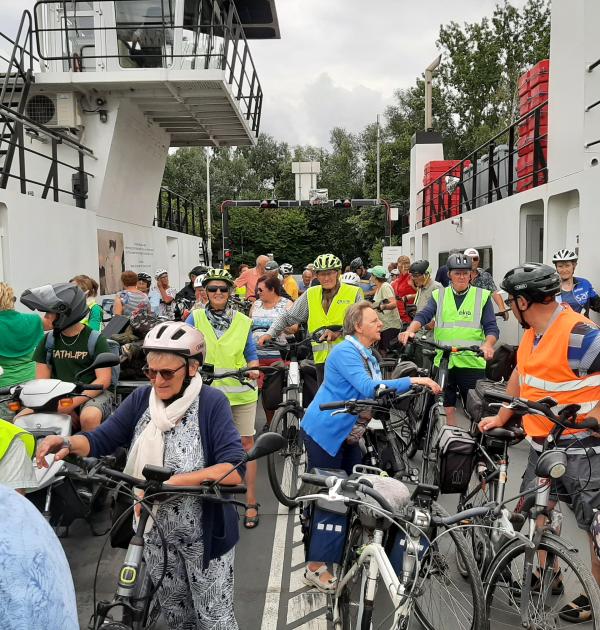 Op het veer van Doornzele.