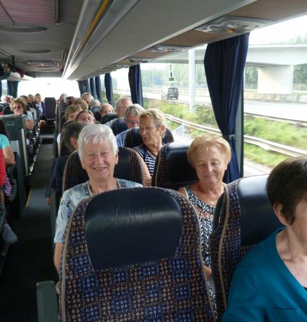 Met een volle autocar