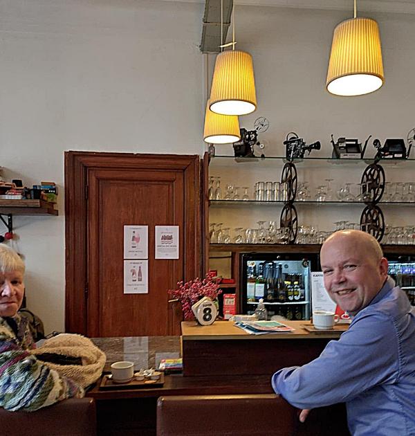 Ook aan de bar is het gezellig !
