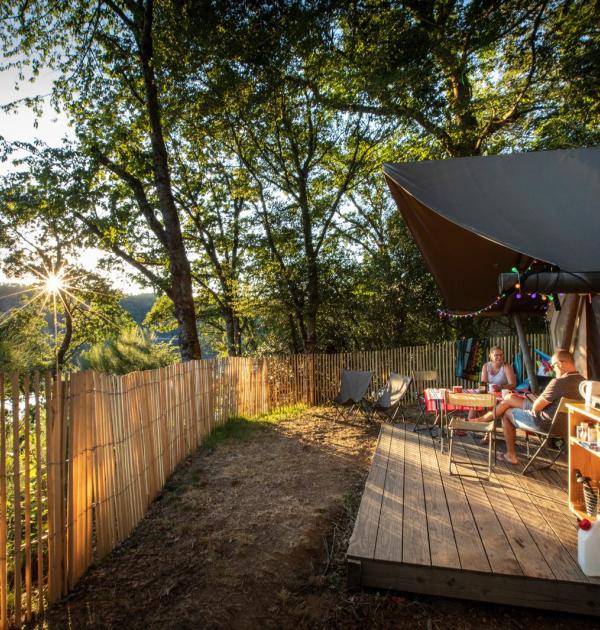 Hoofdfoto Camping Huttopia Lac De La Siauve