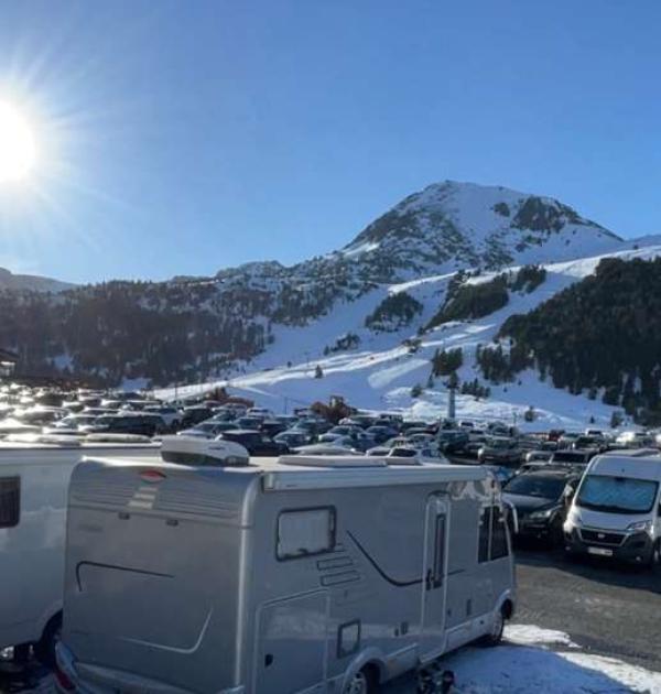 Hoofdfoto Parking Grau Roig