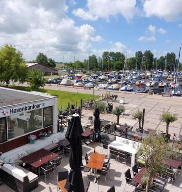 Hoofdfoto Camperterrein Zwaansmeerpolder bij jachthaven