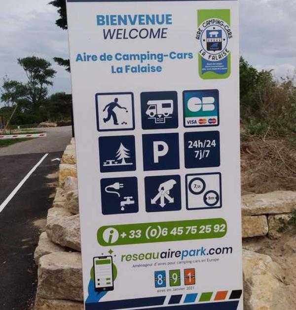 Hoofdfoto Aire de Camping-Cars La Falaise