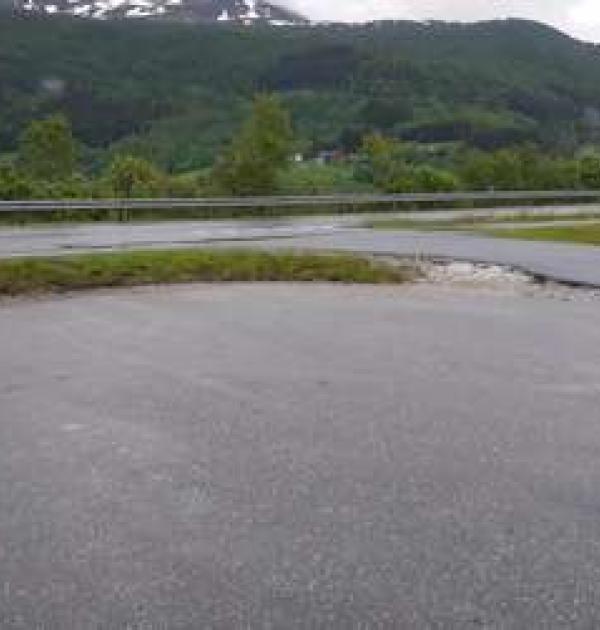 Hoofdfoto Rasteplats oppenheimsvatnet