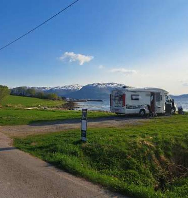 Hoofdfoto Røe Bobilparking