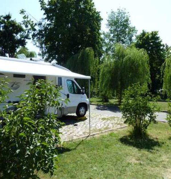 Hoofdfoto Reisemobilstellplatz Schlosshafen