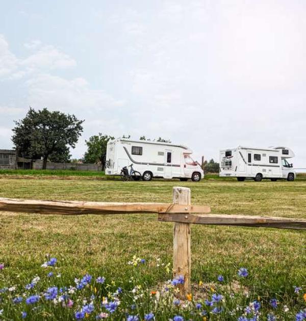 Hoofdfoto Camperplaats Staden