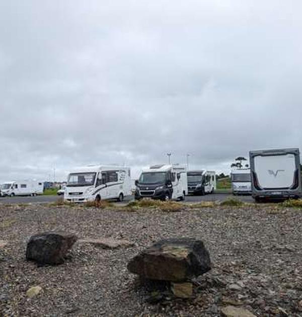 Hoofdfoto Car Parking Sea Cliff Road