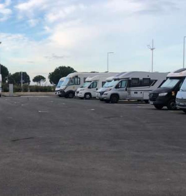 Hoofdfoto Aire De Camping Car Grau Du Roi