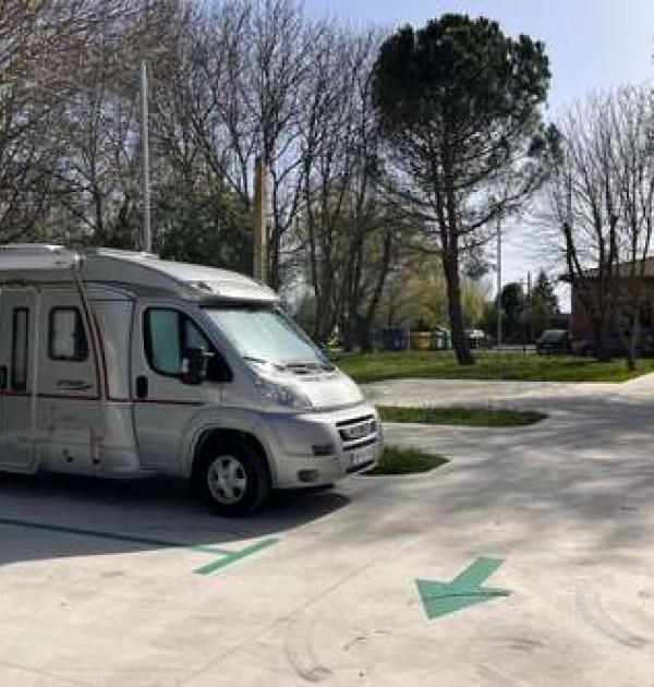 Hoofdfoto Área de autocaravanas de Castañares de Rioja