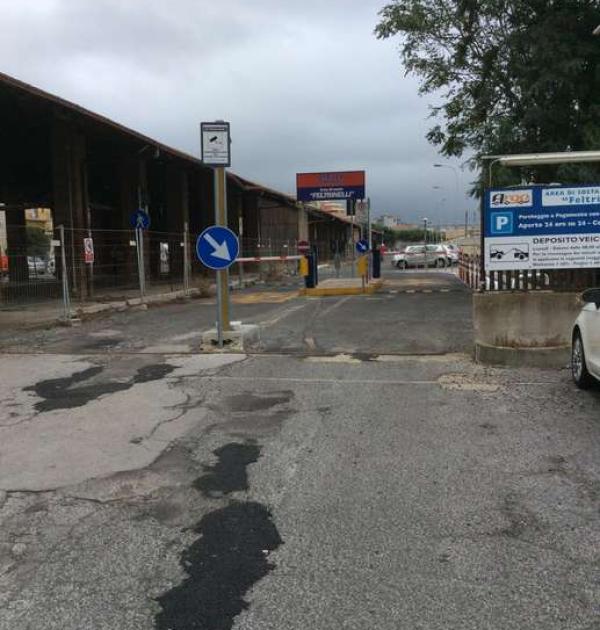 Hoofdfoto Parcheggio  ETM Feltrinelli