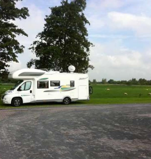 Hoofdfoto Parking jachthaven Earnewald
