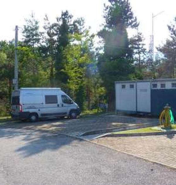 Hoofdfoto Area camper Amandola