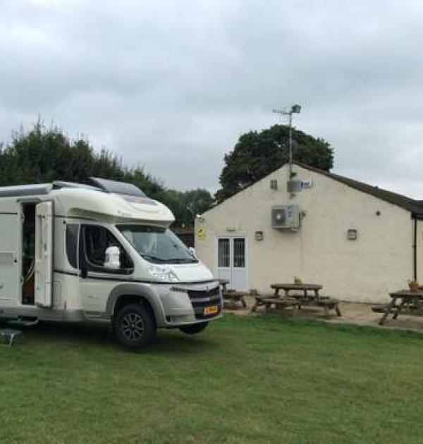Hoofdfoto Bourton Rovers Football & Social Club