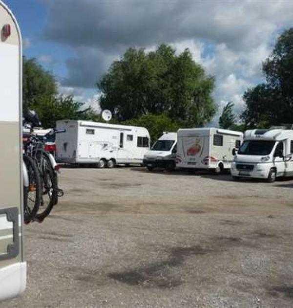Hoofdfoto Wohnmobilstellplatz Werder - Under den Linden