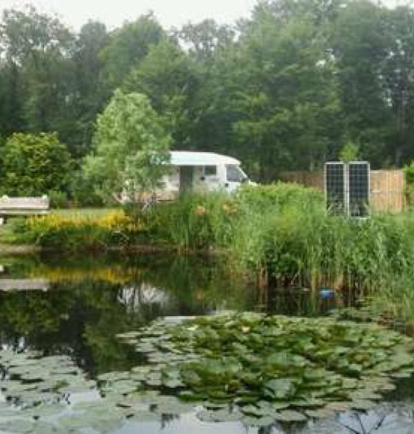 Hoofdfoto Camperplaats Op Het Eind