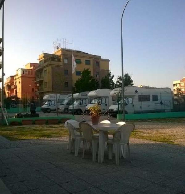 Hoofdfoto Area Sosta Camper Romae