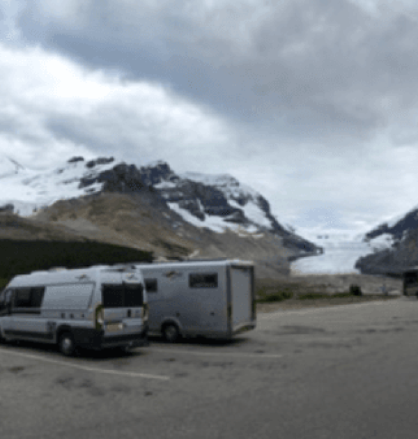 Hoofdfoto Columbia Icefield Discovery Centre RV Parking
