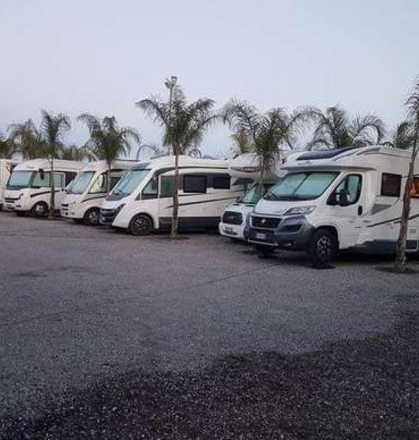 Hoofdfoto Area Sosta Camper Claud Car