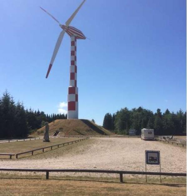 Hoofdfoto Tvind Skolecenter - Tvindkraft Møllen
