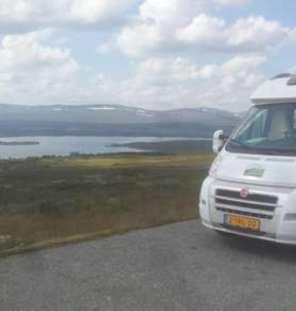 Hoofdfoto Småstakkan