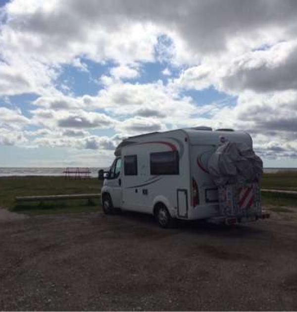 Hoofdfoto Parking aan meer