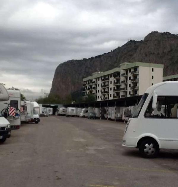Hoofdfoto Area Freesbee Parking / Idea Vacanze