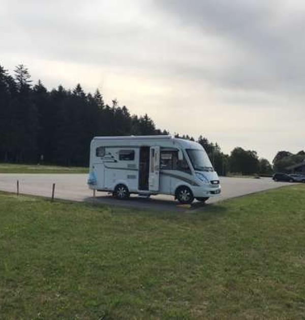 Hoofdfoto P Kniebishütte
