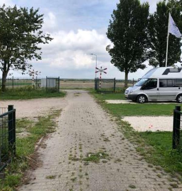 Hoofdfoto Camperplaats THE BEE