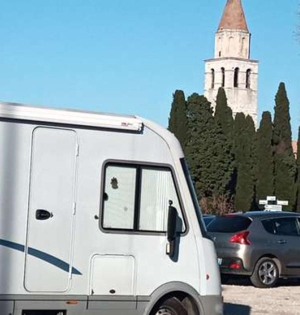 Hoofdfoto Parcheggio Pubblicato Aquileia