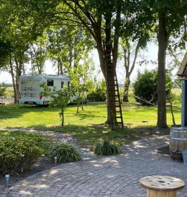 Hoofdfoto Camperplaats Dun Achtertuin