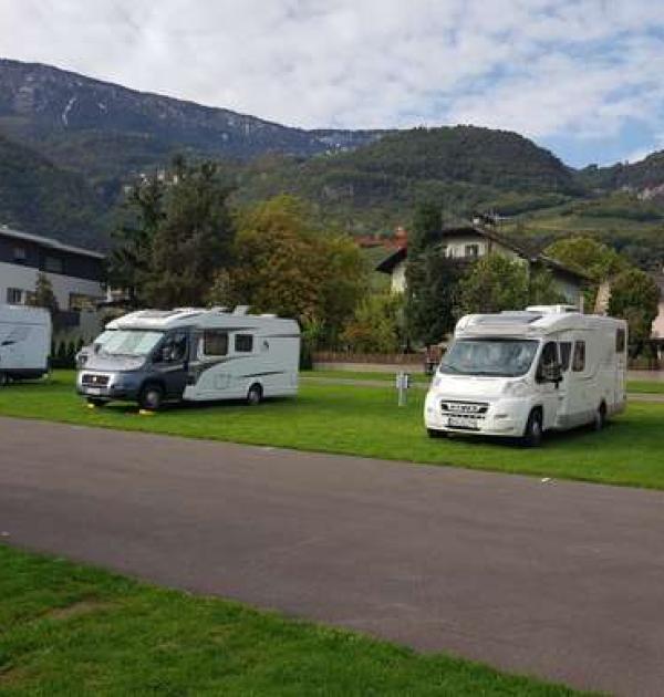 Hoofdfoto Camper Stop Nals